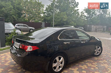 Седан Honda Accord 2012 в 