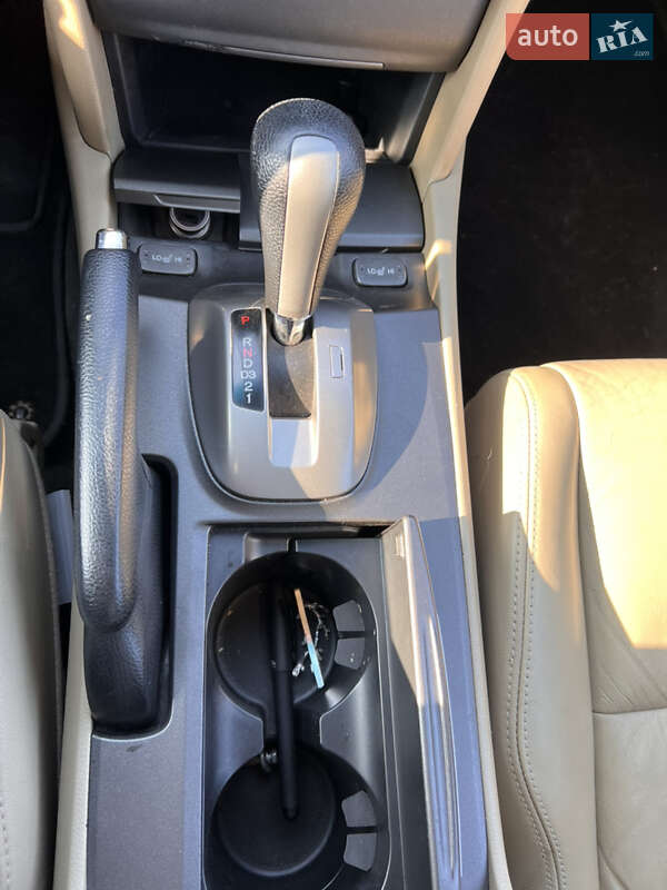 Купе Honda Accord 2008 в Києві