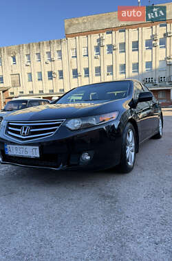 Седан Honda Accord 2008 в Чернигове
