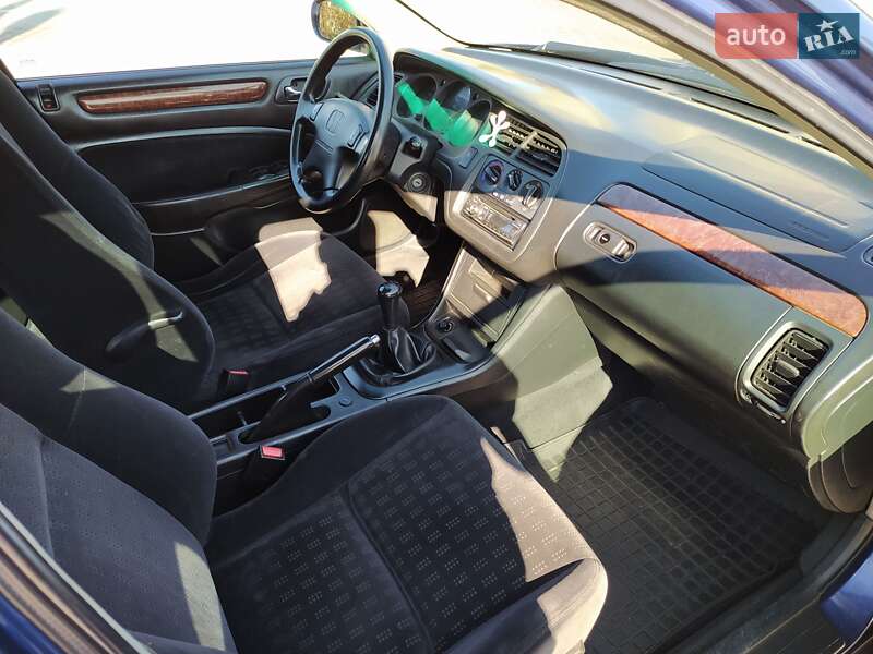 Седан Honda Accord 2001 в Житомире