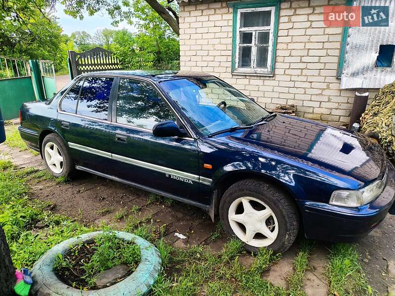 Седан Honda Accord 1993 в Днепре