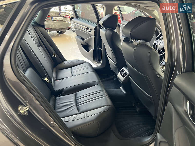 Седан Honda Accord 2018 в Одесі