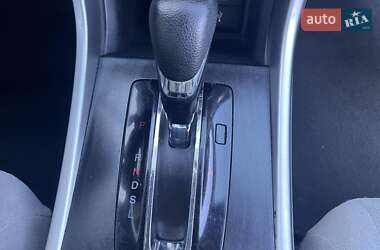 Седан Honda Accord 2012 в 