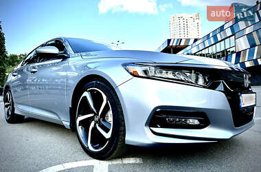 Седан Honda Accord 2020 в Киеве