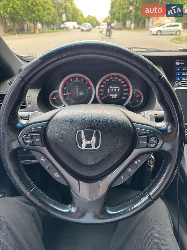 Седан Honda Accord 2011 в Фастові