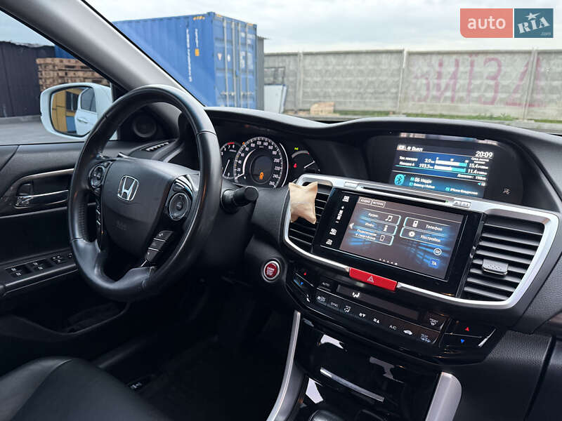 Седан Honda Accord 2017 в Киеве