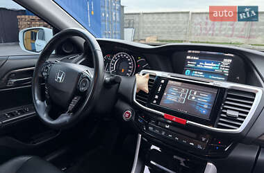 Седан Honda Accord 2017 в 