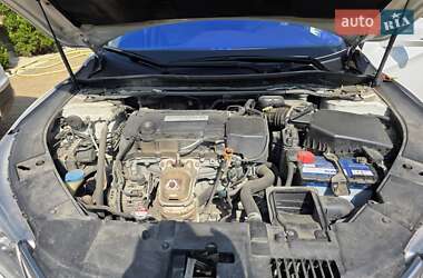 Седан Honda Accord 2014 в 
