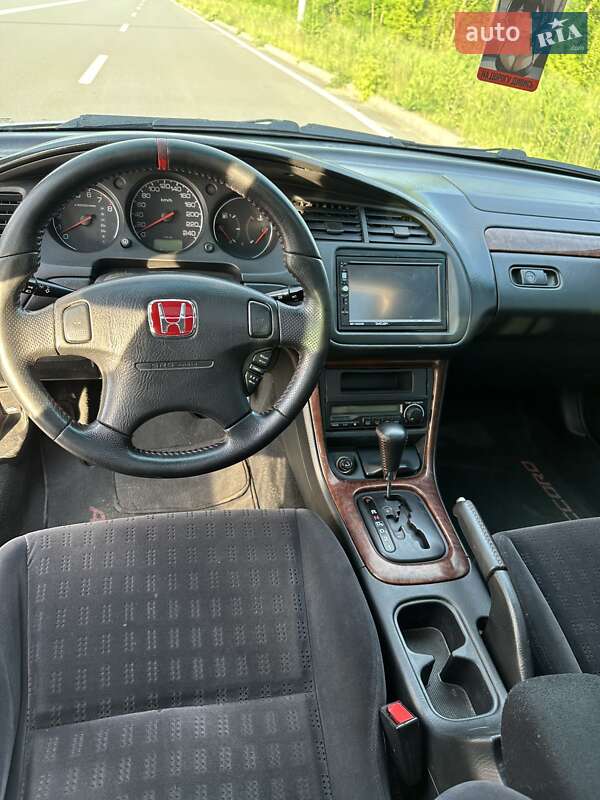 Седан Honda Accord 2001 в Хмельницком