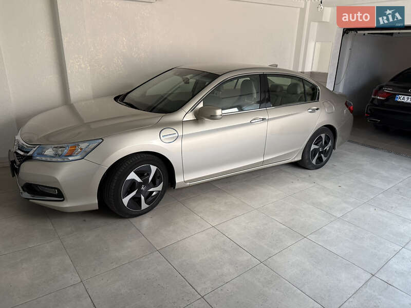 Седан Honda Accord 2014 в Умани