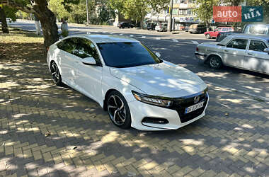 Седан Honda Accord 2018 в Николаеве