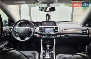 Седан Honda Accord 2016 в 