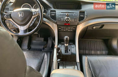 Универсал Honda Accord 2009 в 