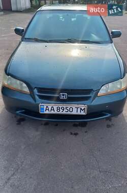 Седан Honda Accord 1998 в 
