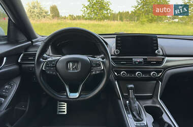 Седан Honda Accord 2019 в 