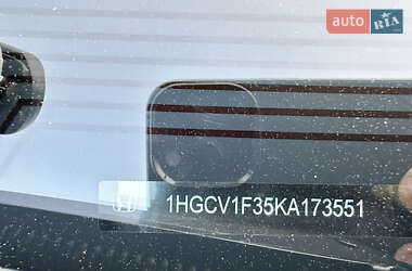 Седан Honda Accord 2019 в 