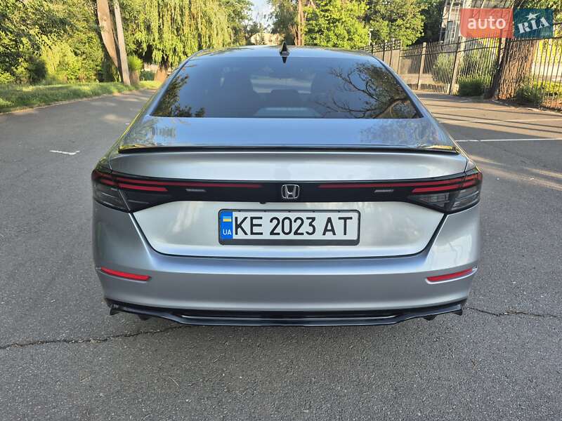 Седан Honda Accord 2023 в Кривому Розі