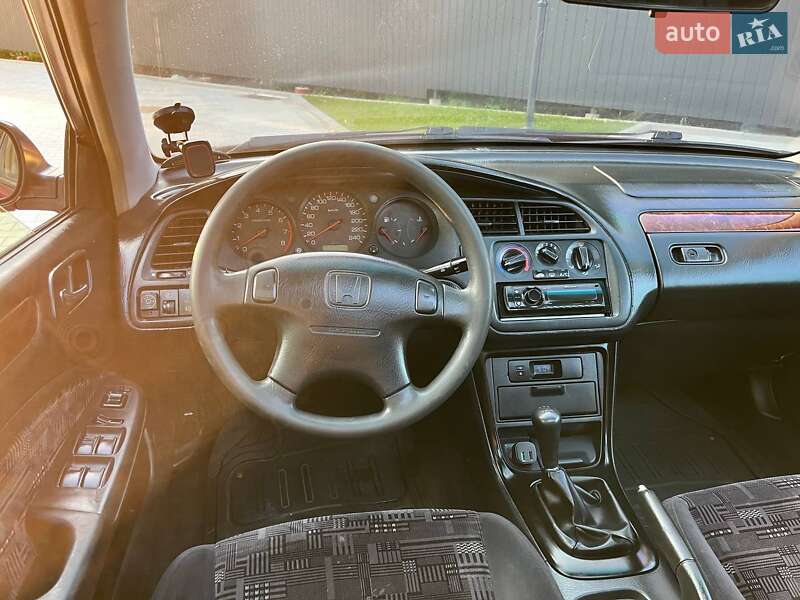Седан Honda Accord 2000 в Львове