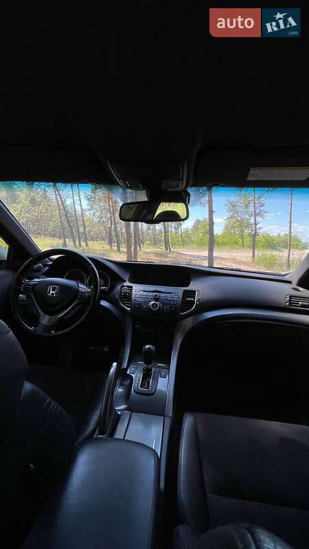 Седан Honda Accord 2011 в Киеве