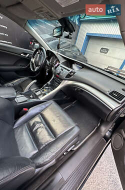 Седан Honda Accord 2010 в 