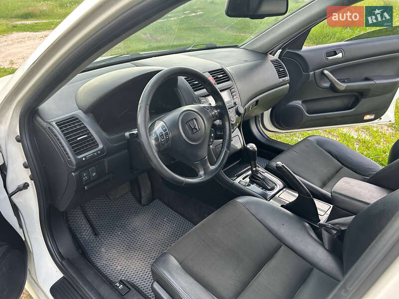 Седан Honda Accord 2007 в Киеве