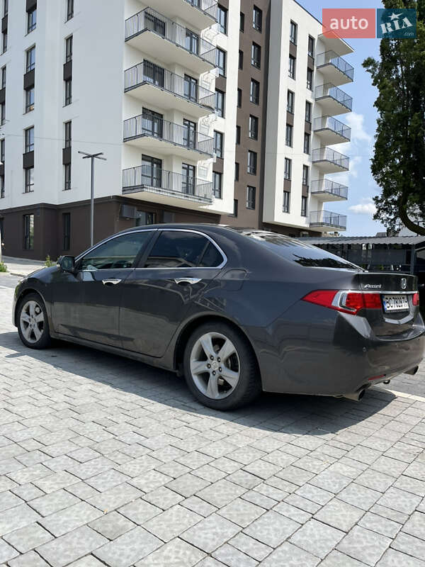 Седан Honda Accord 2008 в Городке