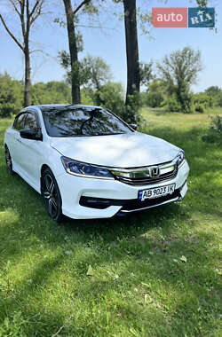 Седан Honda Accord 2016 в 