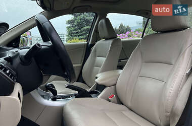 Седан Honda Accord 2014 в 