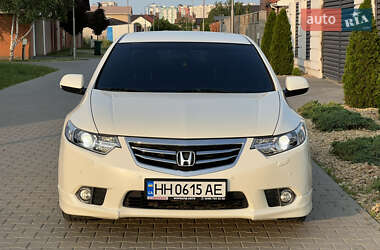 Седан Honda Accord 2011 в 
