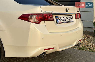 Седан Honda Accord 2011 в 