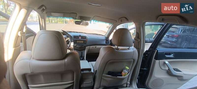 Седан Honda Accord 2003 в Киеве