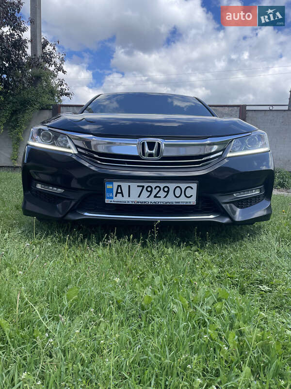 Седан Honda Accord 2016 в Березне