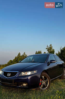 Седан Honda Accord 2004 в Киеве