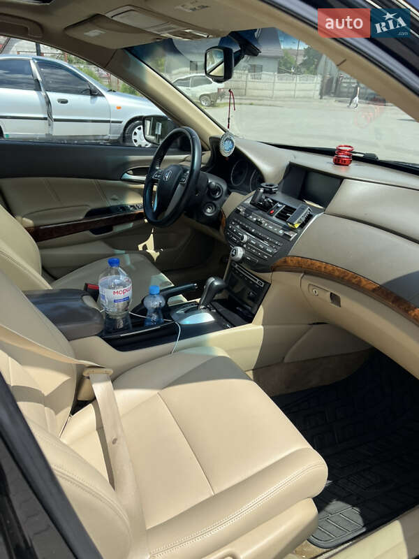 Седан Honda Accord 2008 в Киеве