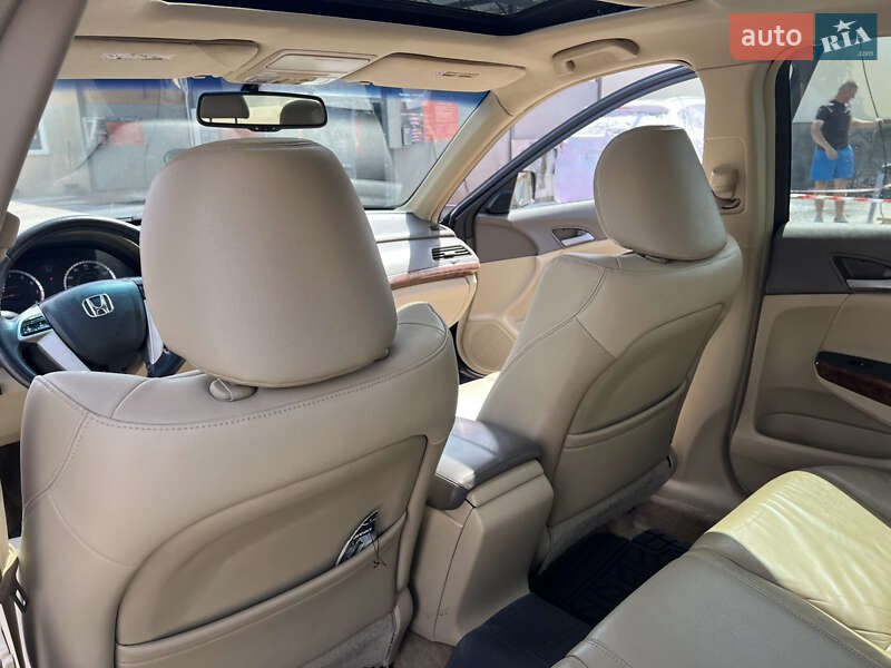 Седан Honda Accord 2008 в Киеве