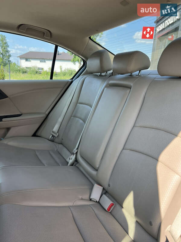 Седан Honda Accord 2013 в Івано-Франківську
