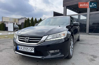 Седан Honda Accord 2013 в Києві