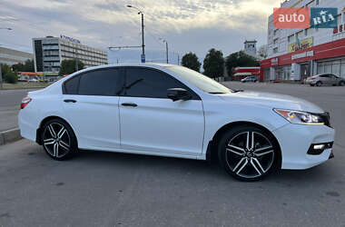 Седан Honda Accord 2017 в 