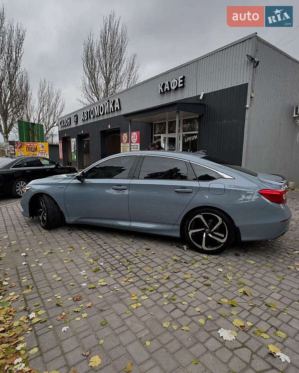 Седан Honda Accord 2022 в Львове