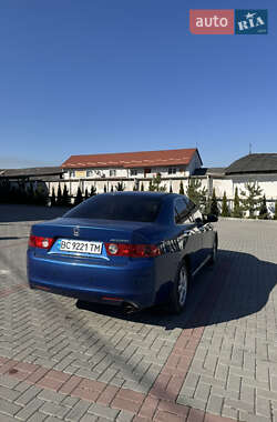 Седан Honda Accord 2004 в 