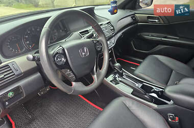 Седан Honda Accord 2016 в 