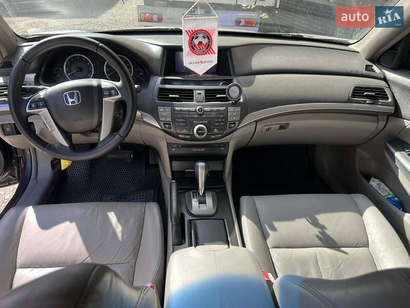 Седан Honda Accord 2008 в Кривому Розі