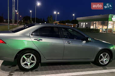 Седан Honda Accord 2004 в Кам'янець-Подільському