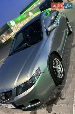 Седан Honda Accord 2004 в 