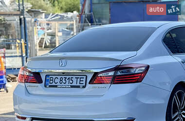 Седан Honda Accord 2016 в 