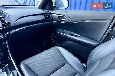 Седан Honda Accord 2016 в 