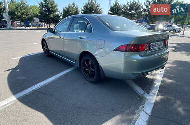 Седан Honda Accord 2003 в 