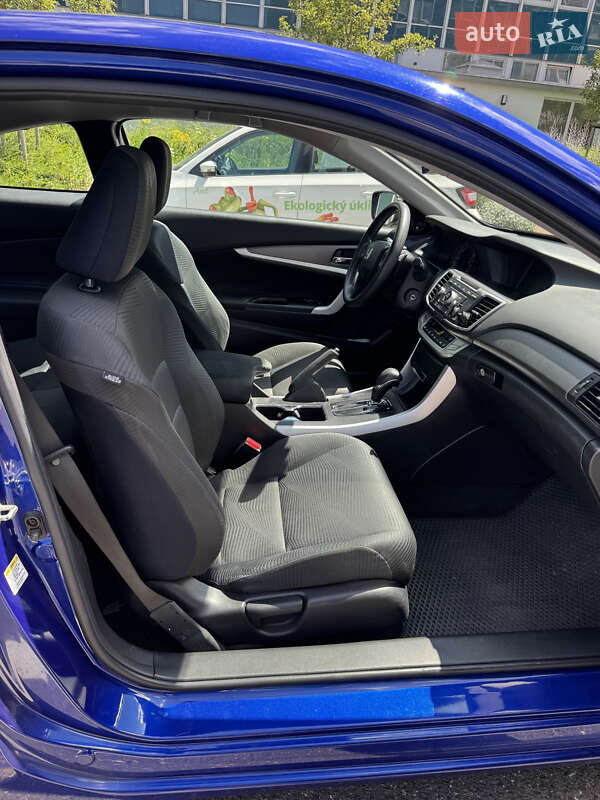 Купе Honda Accord 2015 в Киеве