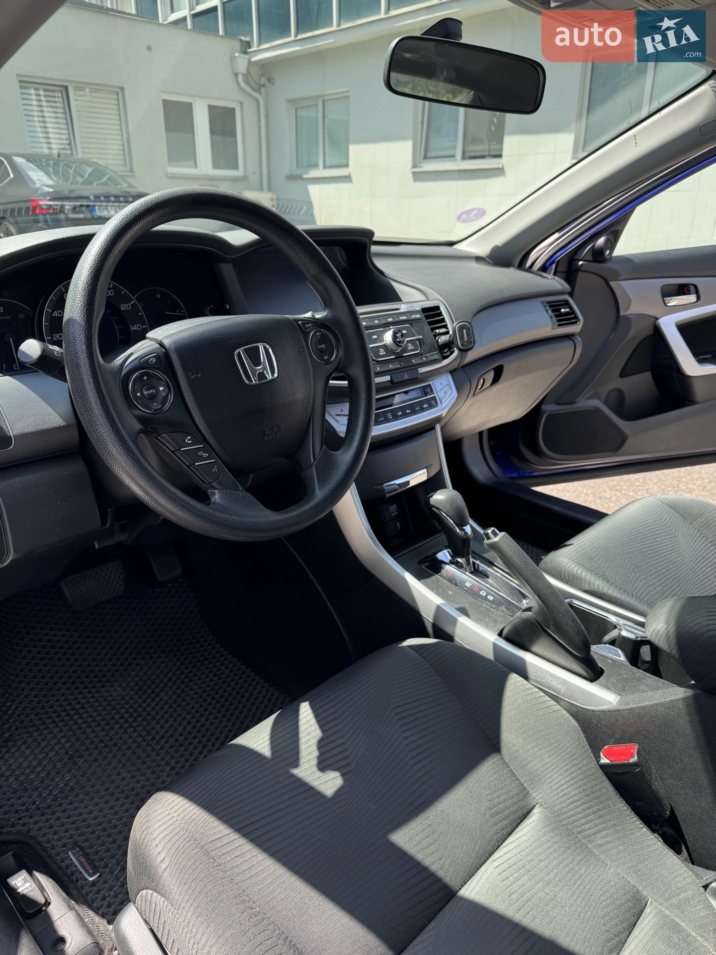 2015 Honda Accord - мініатюра 19