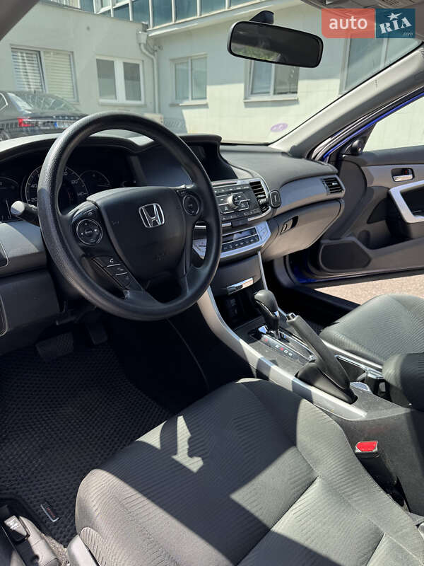 Купе Honda Accord 2015 в Киеве